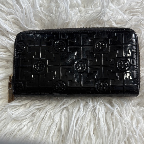 Tory Burch Glossy Black Embossed Clutch - Picture 1 of 5